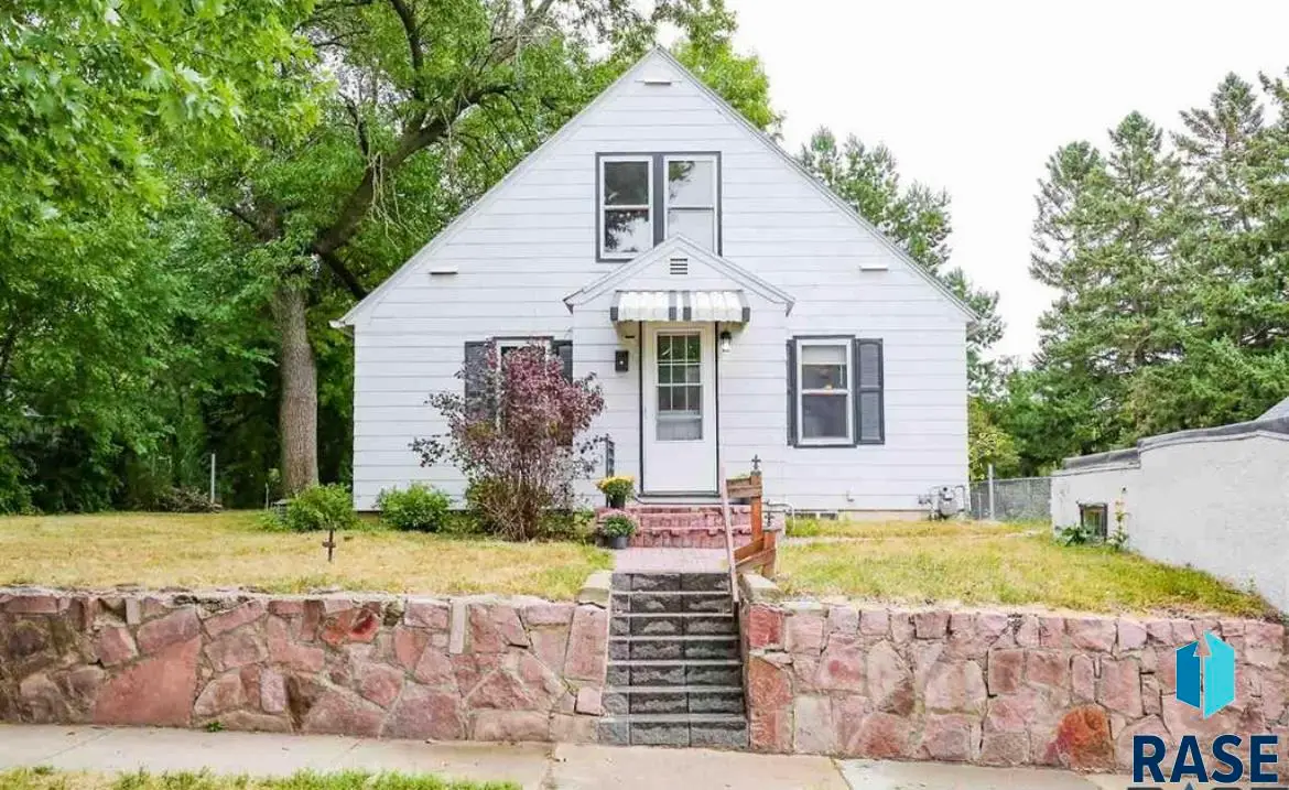 608 S Conklin Ave, Sioux Falls, SD 57103 - #1