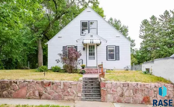 608 S Conklin Ave, Sioux Falls, SD 57103