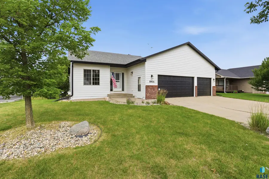 5901 N Sand Ave, Sioux Falls, SD 57104 - #2