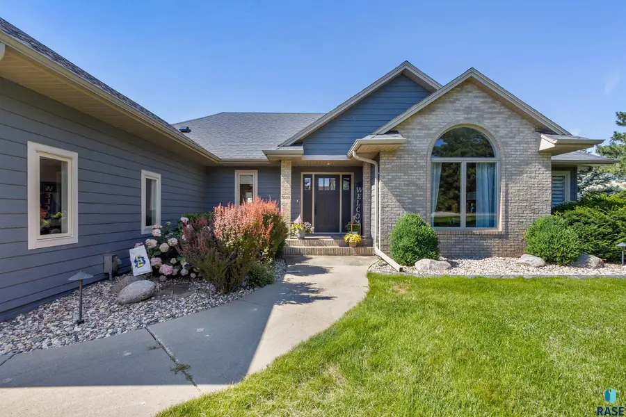 7005 E Mystic Dr, Sioux Falls, SD 57110 - #3