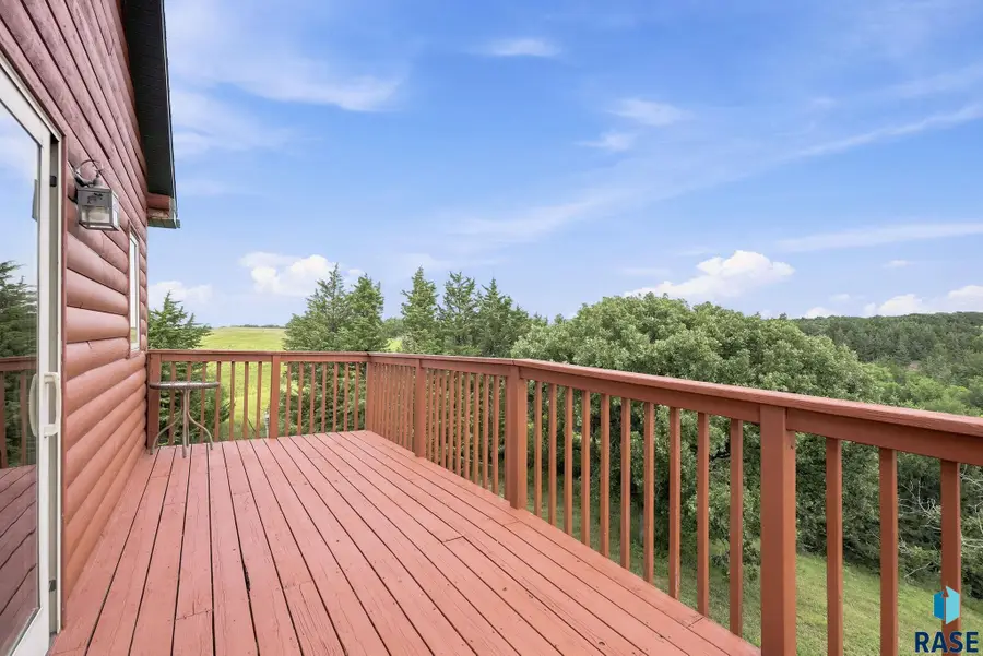 2264 Ashley Ave, Inwood, IA 51240 - #3