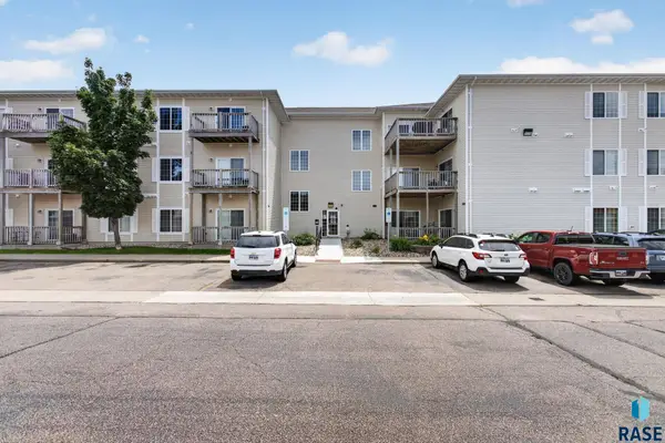 7434 S Louise Ave #303, Sioux Falls, SD 57108