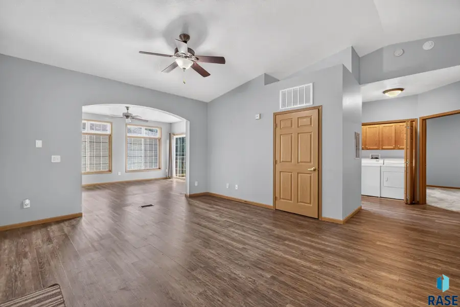 7434 S Louise Ave #303, Sioux Falls, SD 57108 - #2