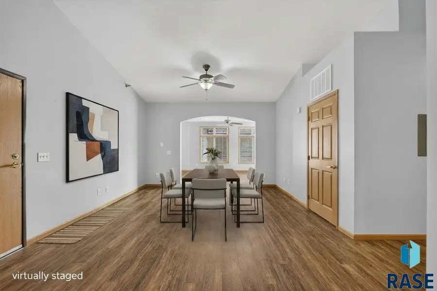 7434 S Louise Ave #303, Sioux Falls, SD 57108 - #3
