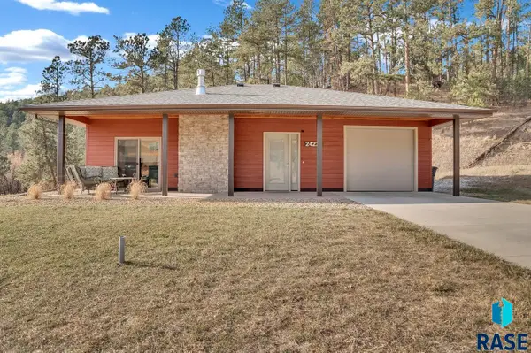 24227 Granite Point Ct, Keystone, SD 57751