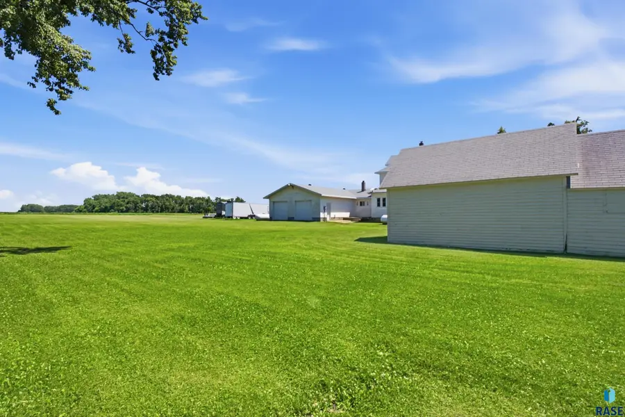 400 2nd St S, Brandt, SD 57218 - #3