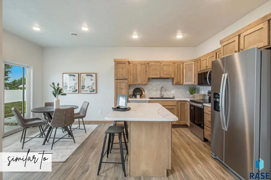 8007 E Tencate Pl, Sioux Falls, SD 57110 - #2