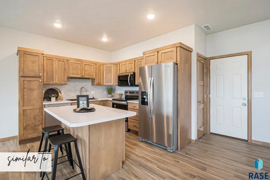 8007 E Tencate Pl, Sioux Falls, SD 57110 - #3