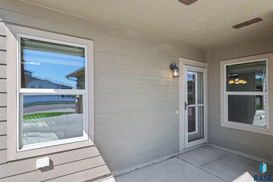 S Foss Ave, Sioux Falls, SD 57110 - #2