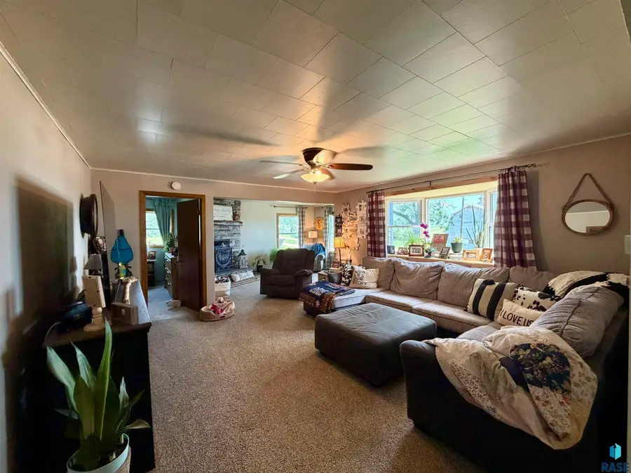 319 60th Ave, Eden, MN 56156 - #3