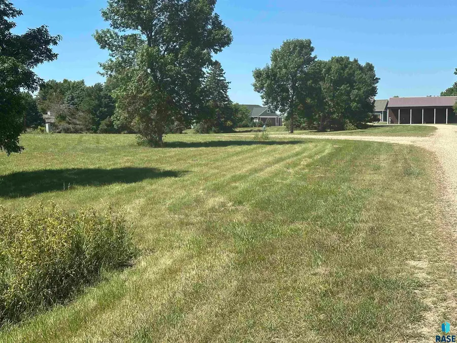 Paradise Cir, Lake Hendricks, SD 56136 - #2