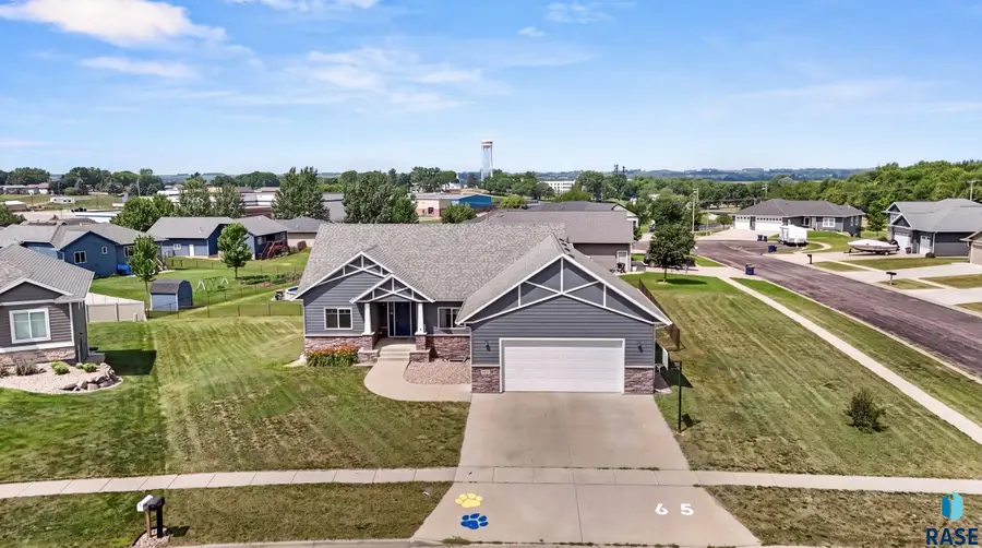 505 Meadow St, Baltic, SD 57003 - #3