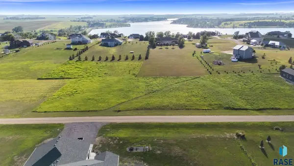 Tbd Reed Ct, Canistota, SD 57012