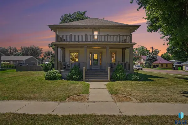 201 S Broadway Ave, Marion, SD 57043