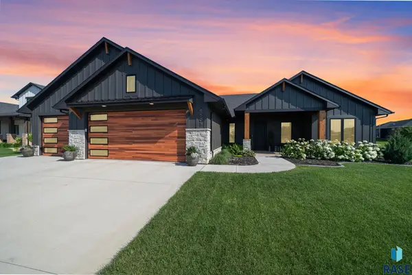 5505 E Canter Ridge Cir, Sioux Falls, SD 57110