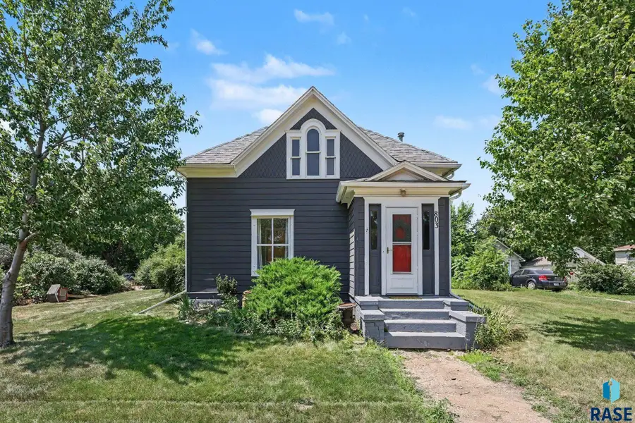 N Egan Ave, Madison, SD 57042 - #2