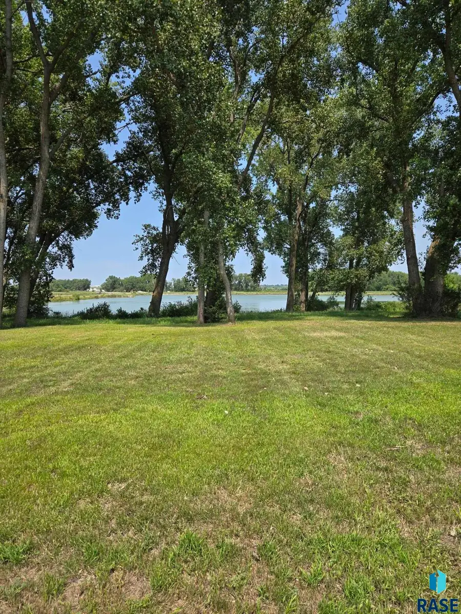 Lot 8 Marrs Beach Ln, Madison, SD 57042 - #3