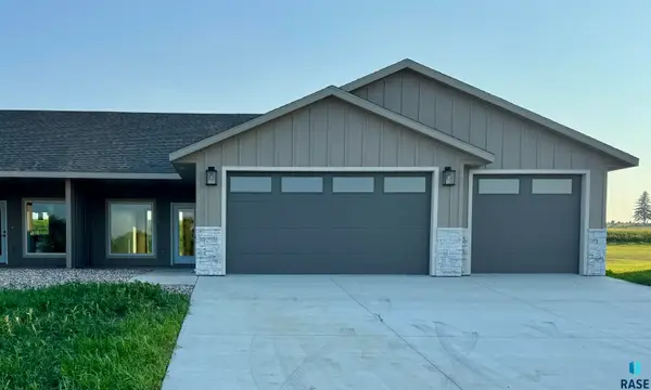 601 Mill Pond Rd #1, Rock Rapids, IA 51246