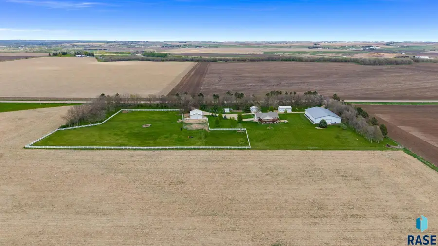 48349 276th St, Canton, SD 57013 - #3