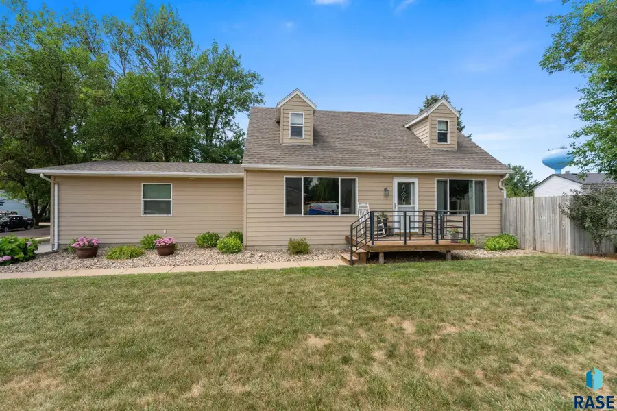4516 E Belmont St, Sioux Falls, SD 57103 - #2