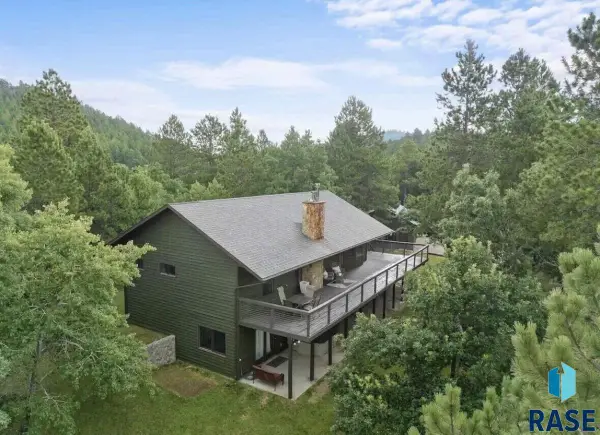 20779 Shirt Tail Gulch Rd, Sturgis, SD 57785