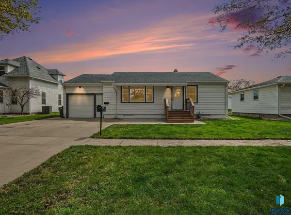 808 N Oakley St, Luverne, MN 56156