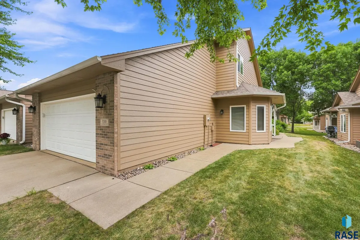 7201 S Hoffman Pl, Sioux Falls, SD 57108 - #1