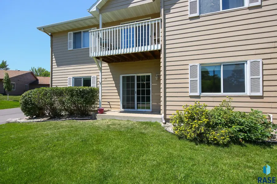 4801 S Oxbow Ave #101, Sioux Falls, SD 57106 - #2