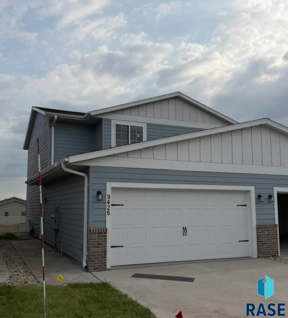 9426 W Tunis Dr, Sioux Falls, SD 57106 - #1