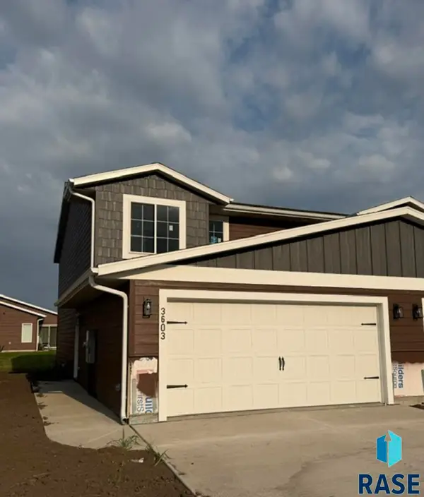 3603 S Joanne Ave, Sioux Falls, SD 57106