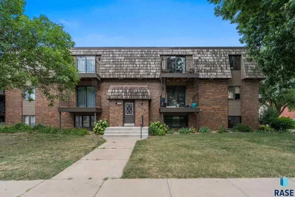 3708 S Terry Ave #203, Sioux Falls, SD 57106