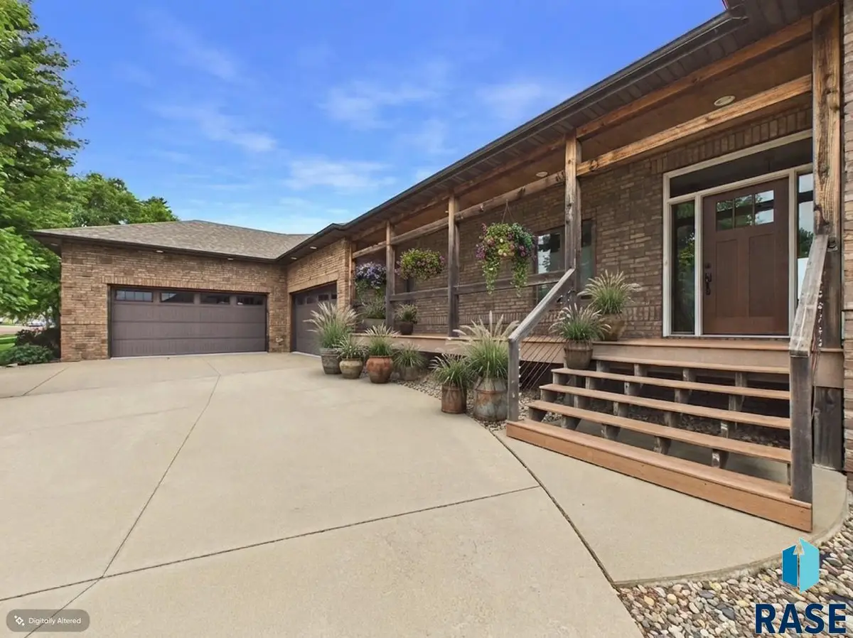 3444 S Harmony Dr, Sioux Falls, SD 57110 - #1