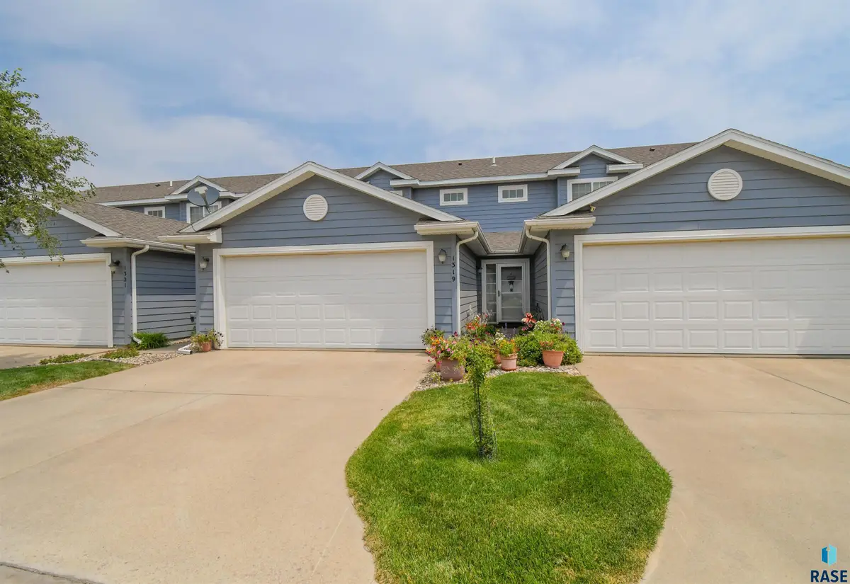 1319 N Fir Pl #22, Sioux Falls, SD 57107 - #1