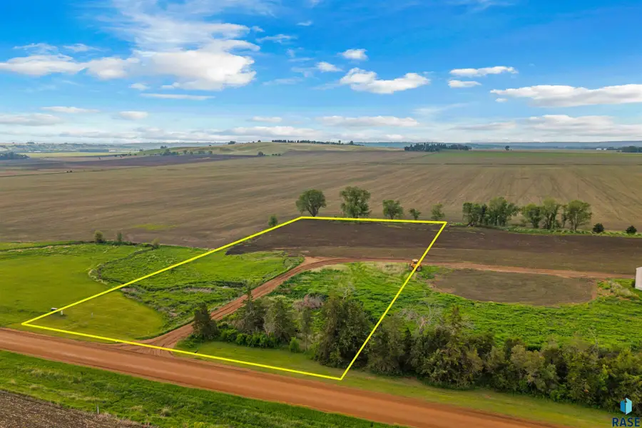 48239 279th St, Canton, SD 57013 - #2