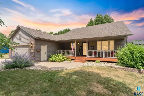 5804 W 53rd St, Sioux Falls, SD 57106