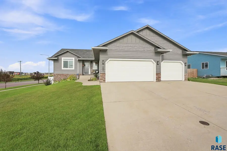 101 N Jenny Ave, Tea, SD 57064 - #2