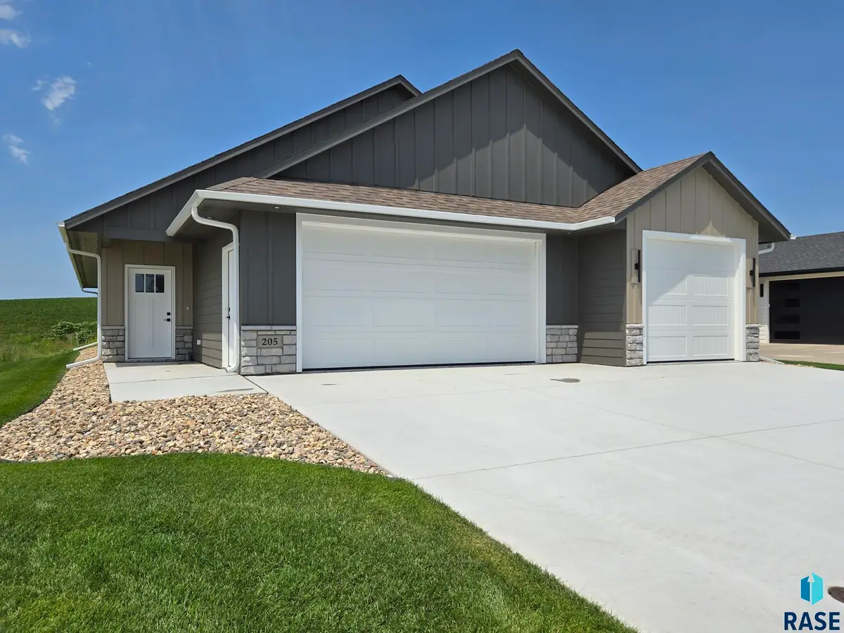 205 N Wildcat Dr, Sioux Falls, SD 57110 - #1