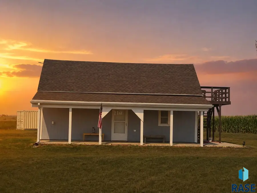 25526 450th Ave, Montrose, SD 57048 - #2