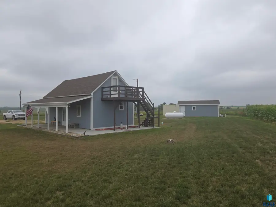 25526 450th Ave, Montrose, SD 57048 - #3