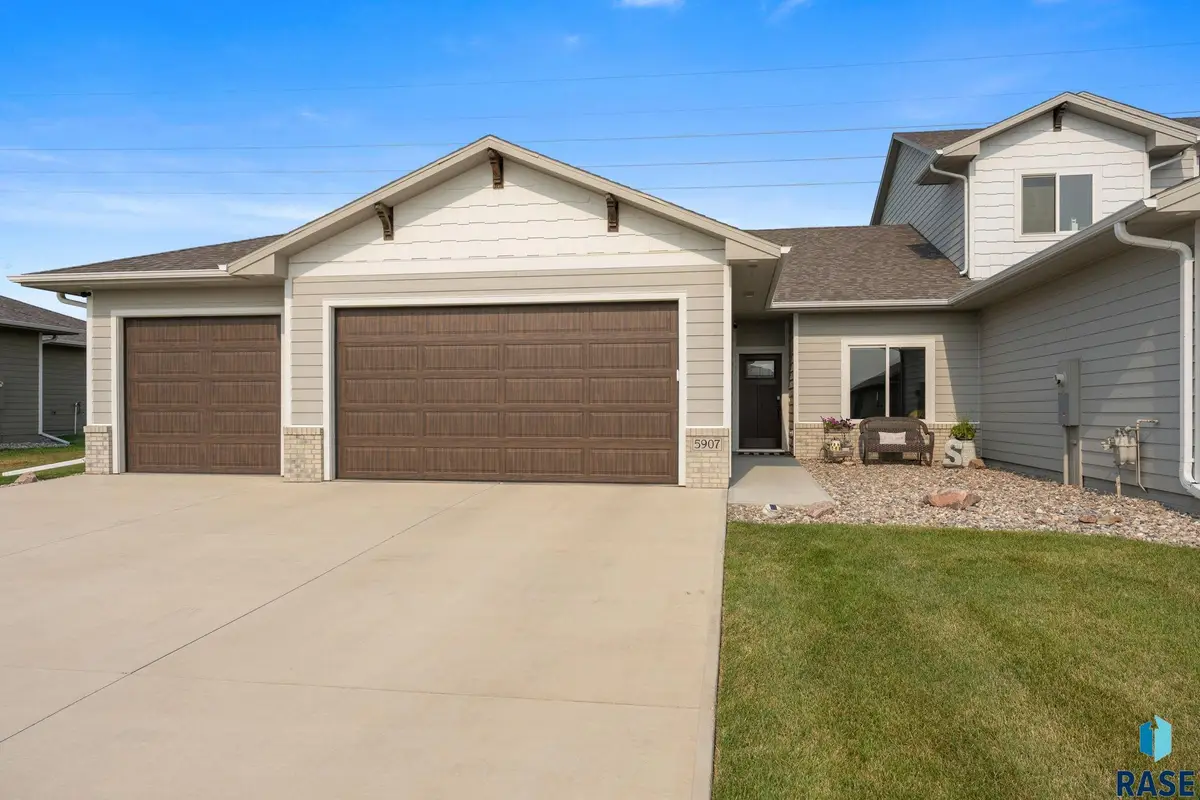 S Spirea Ave, Sioux Falls, SD 57108 - #1