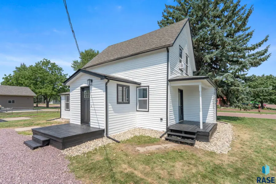 135 N Main Ave, Tea, SD 57064 - #2