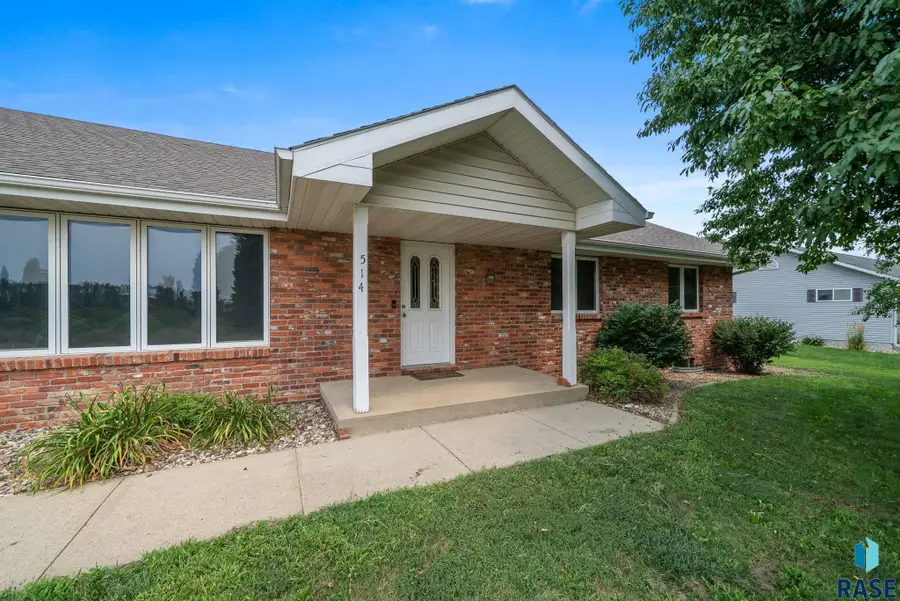 514 Anderson St, Alcester, SD 57001 - #3