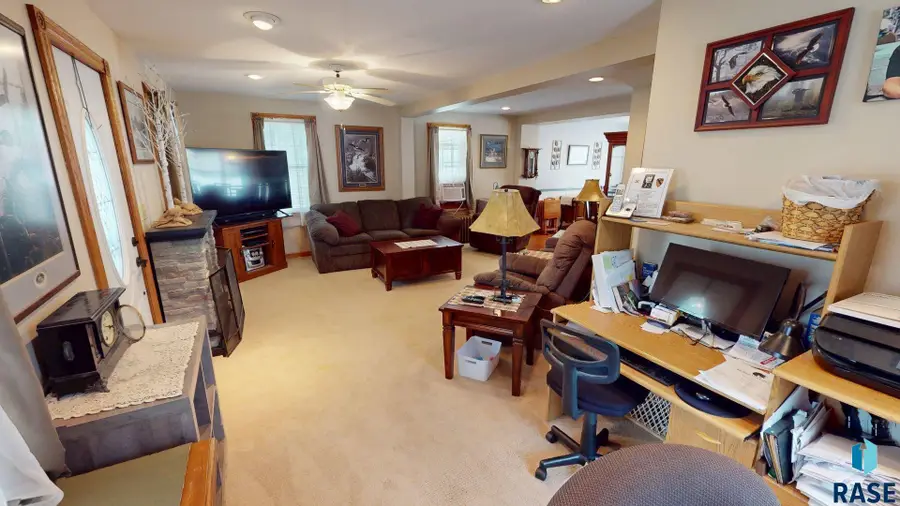 636 Kasan Ave, Volga, SD 57071 - #3
