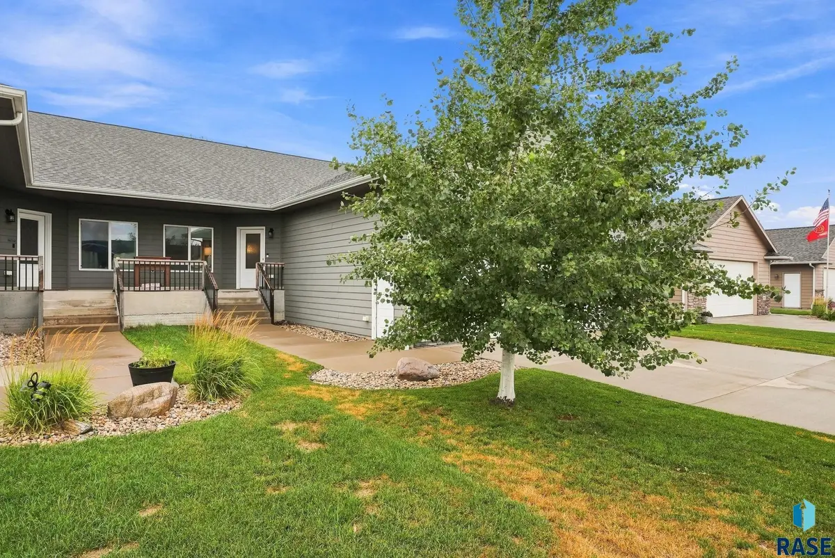 2327 N Main St, Tea, SD 57064 - #1