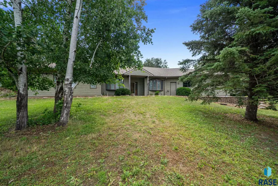 47604 Surrell St, Sioux Falls, SD 57104 - #3