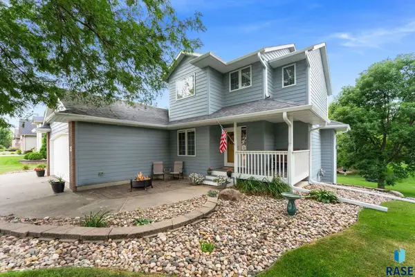 6117 S Mustang Cir, Sioux Falls, SD 57108
