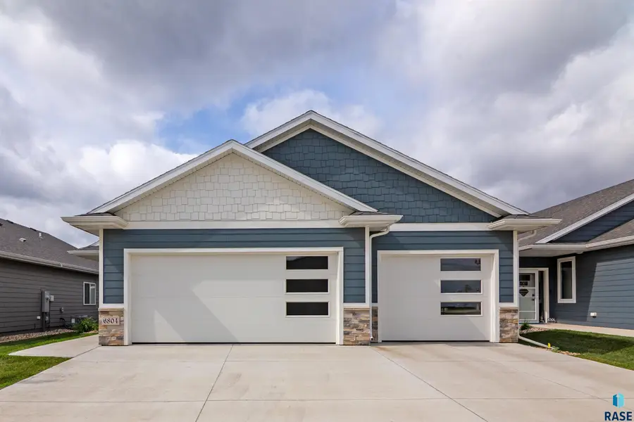 6804 W Belgrave Trl, Sioux Falls, SD 57106 - #3