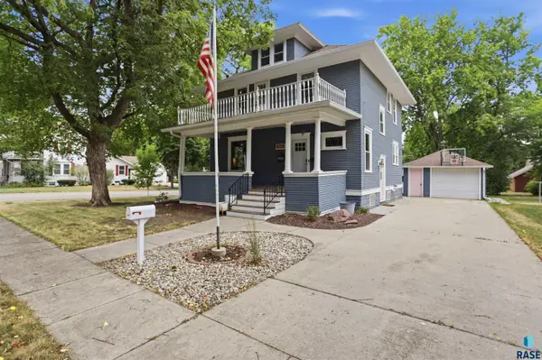 436 W Luverne St, Luverne, MN 56156