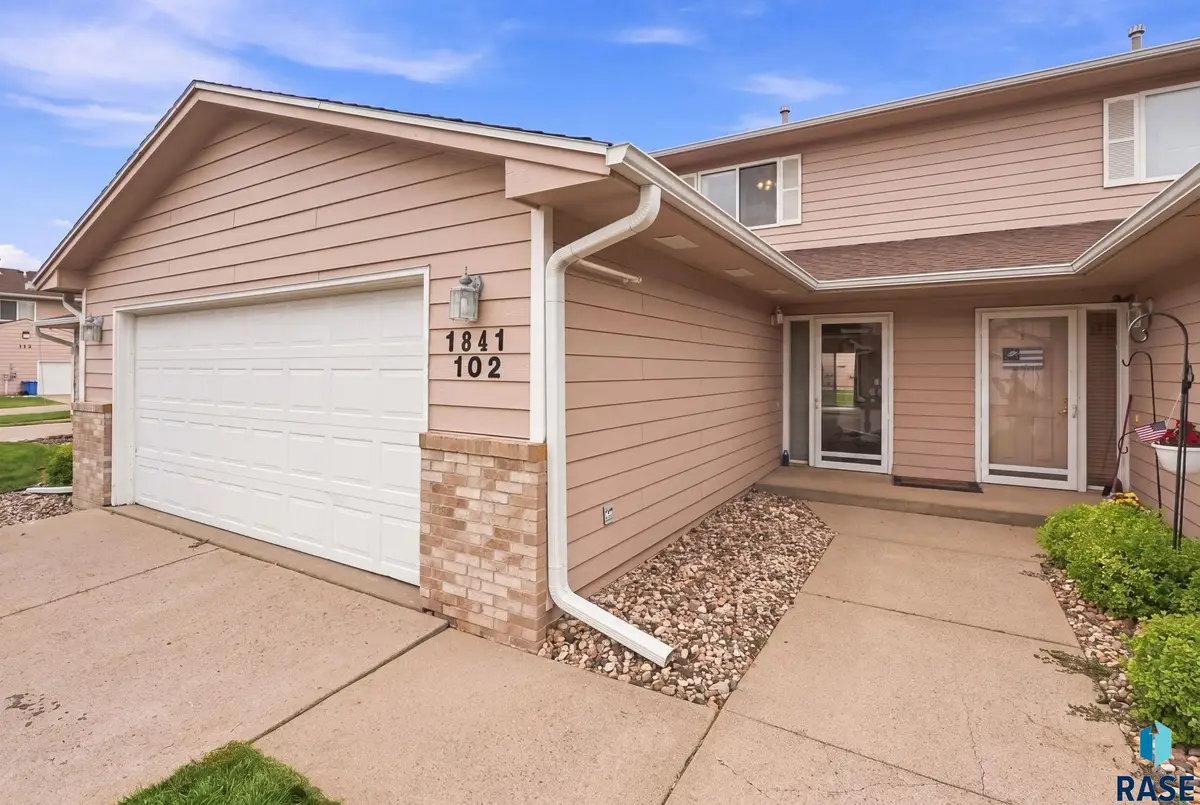 1841 S Sertoma Ave #102, Sioux Falls, SD 57106 - #1