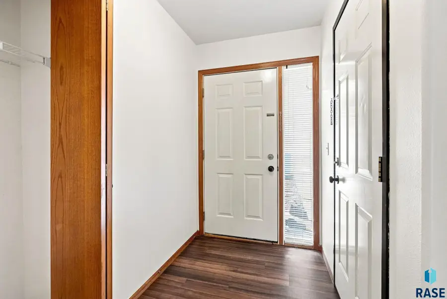 1841 S Sertoma Ave #102, Sioux Falls, SD 57106 - #3